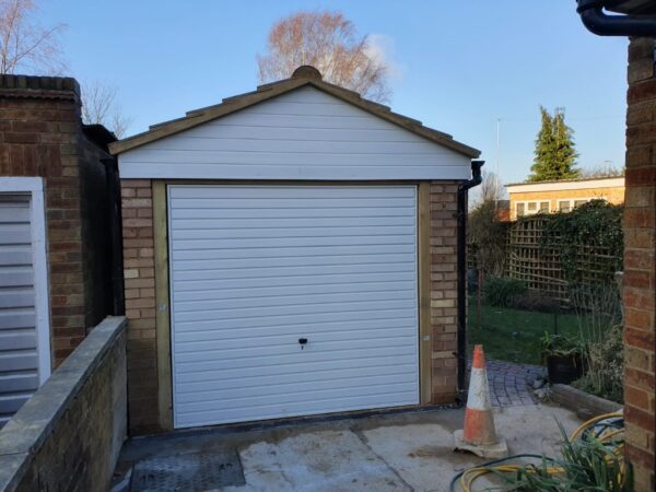 Garage building (2)